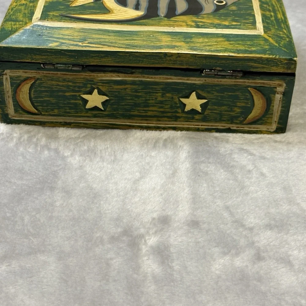 Vintage‎ Hinged Wooden Box Hand Painted Fish Moon & Stars Green Colorful